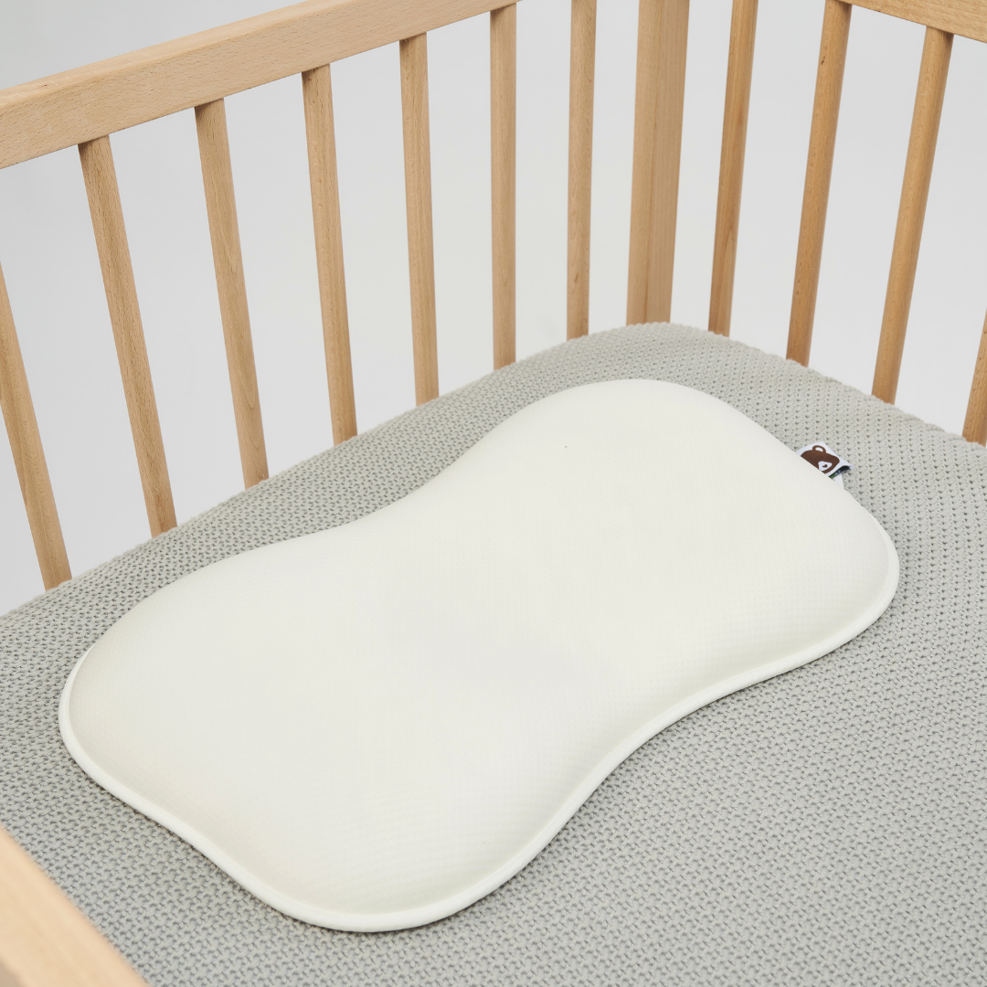 Honigbär umweltfreundliches MAXI Kopfkissen für Babys und Kleinkinder (weiß) | 0-36 Monate