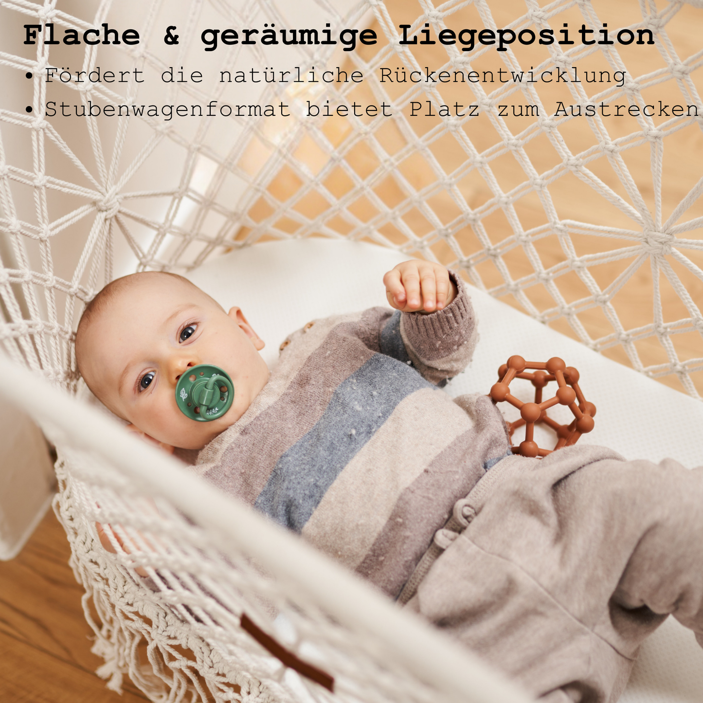 Ergonomische Federwiege mit flacher Liegeposition für gesunde Entwicklung der Wirbelsäule